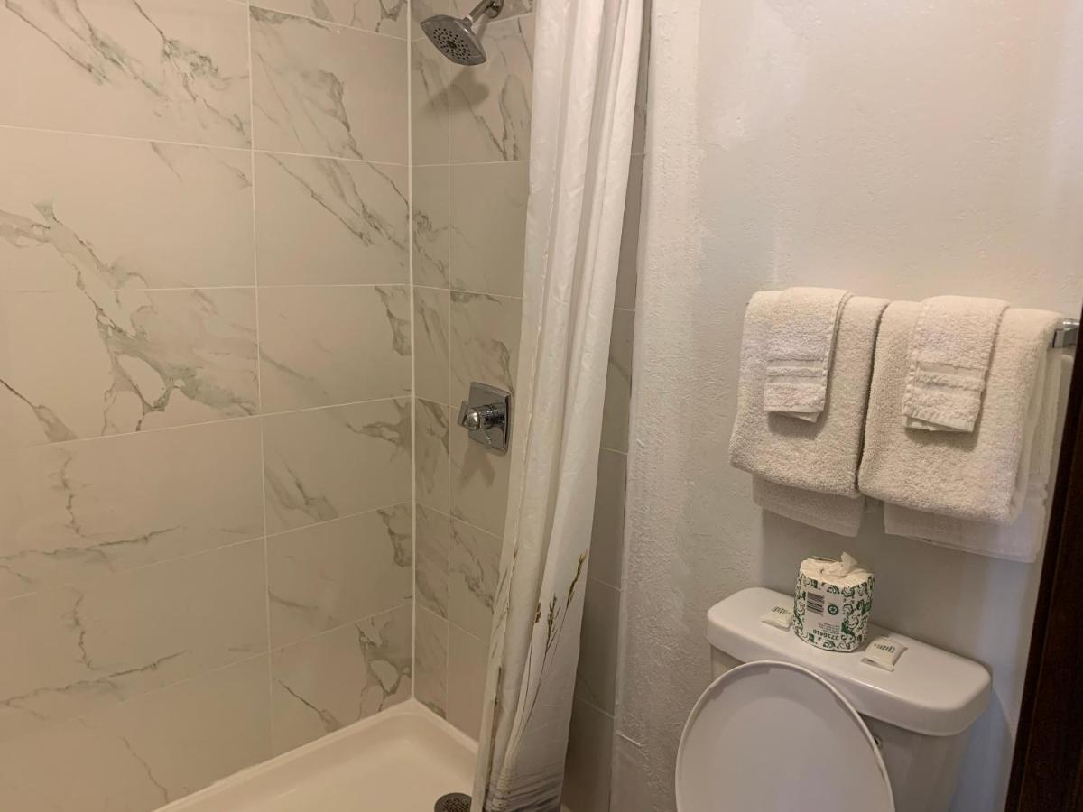 Landmark Inn Osawatomie Eksteriør billede